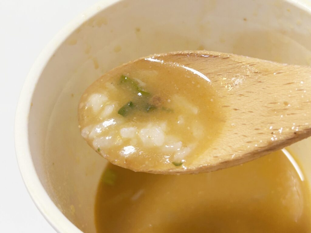 ご飯を入れた新みそきん