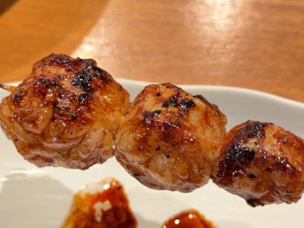 丸腸の串焼き