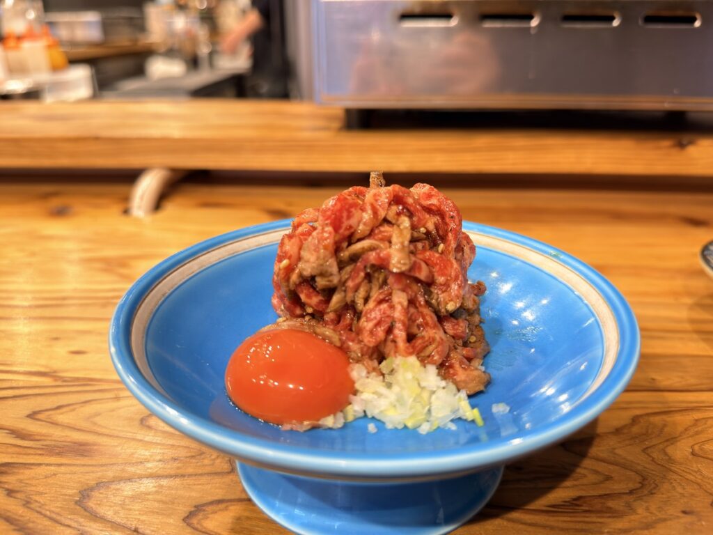 和牛炙りゆっけ